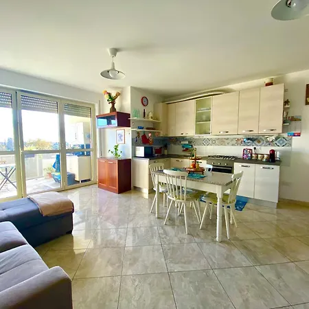 Beverly Budrio (Bologna)